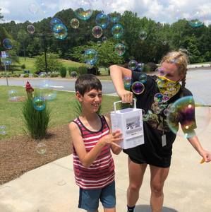 Meet your Posher, Kelly